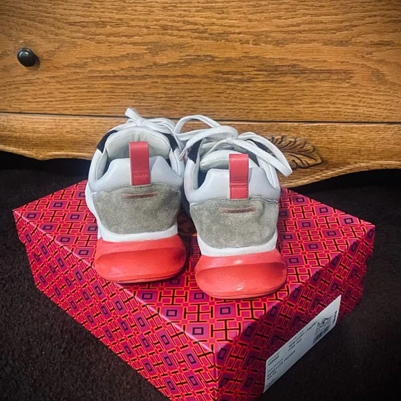 Tory Burch Good Luck Trainer women’s sneakers size 9 - Picture 5 of 9